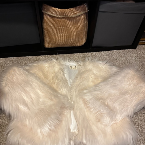 Joyfolie Cream Faux Fur Coat - Picture 1 of 2
